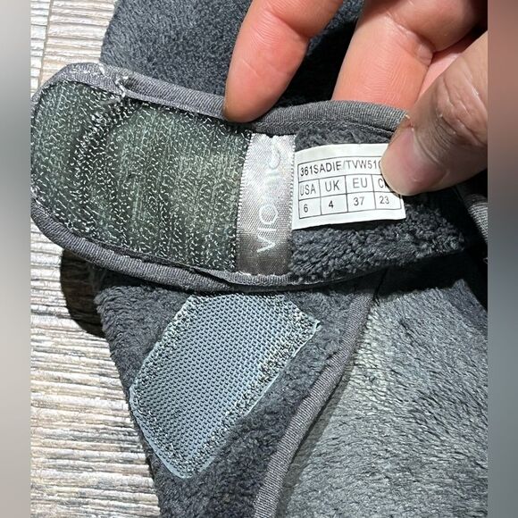 Vionic | Orthopedic Gray Plush Hook and Loop Closure Slippers 6 - Picture 9 of 10